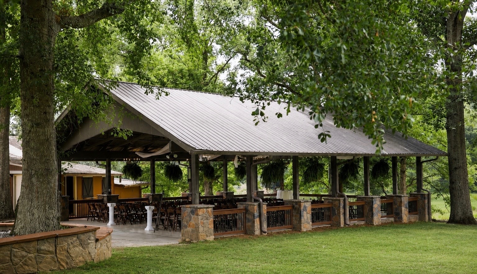 Covered Pavilion ceremony and reception space at 1513 at Stone Creek