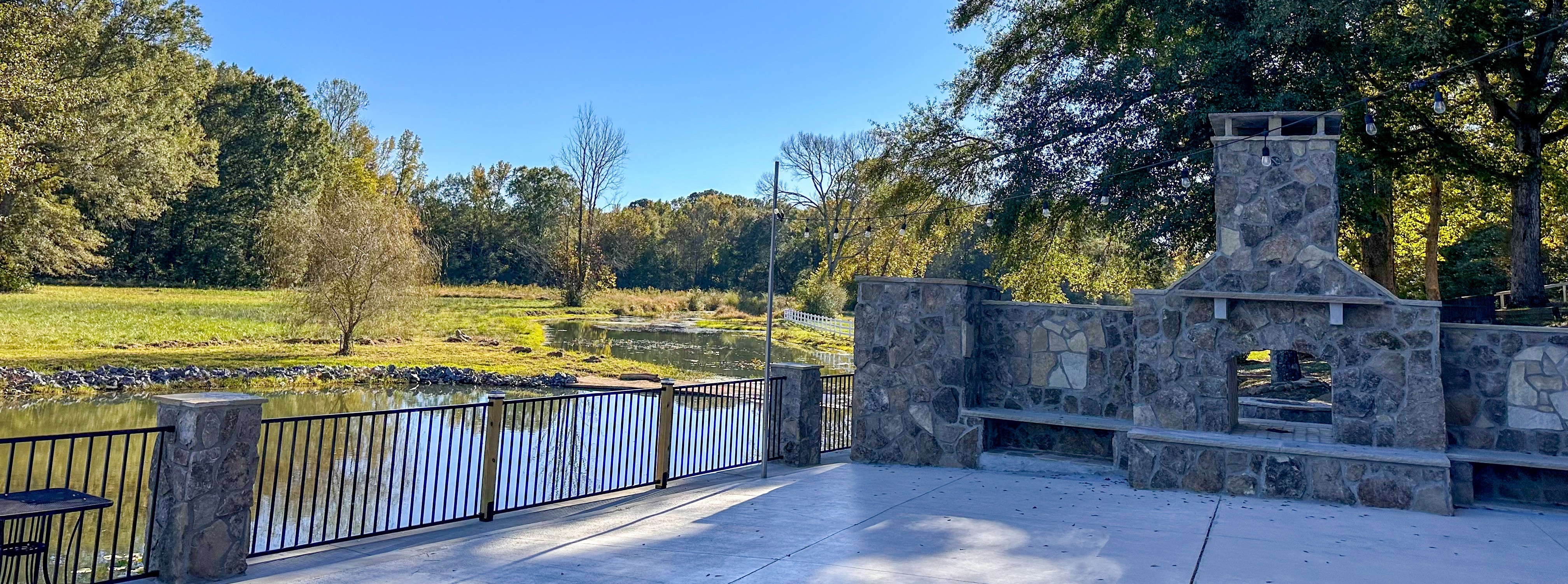 Stone Creek grounds and trees at 1513 at Stone Creek
